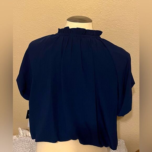 52Seven Bubble Hem V Neck Peasant Top Navy Blue Size Small NWT - Picture 2 of 4